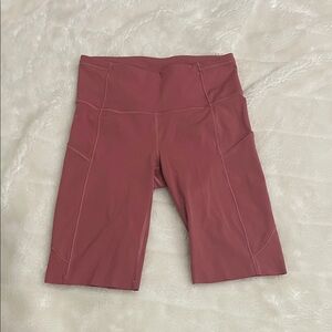 Lululemon Women's Pink Shorts